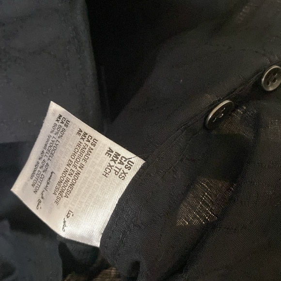 Men’s INC International Concepts Deep Black Island Breeze Button Down Shirt - Picture 9 of 9